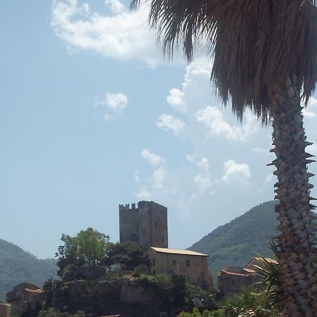FicarraAl Fakhar住宿加早餐旅馆 外观 照片